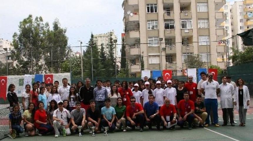 Gen&ccedil;lik Kupası Tenis M&uuml;sabakaları