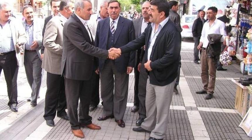 Ak Parti Malatya Milletvekili Mustafa Şahin, Esnafları Ziyaret Etti