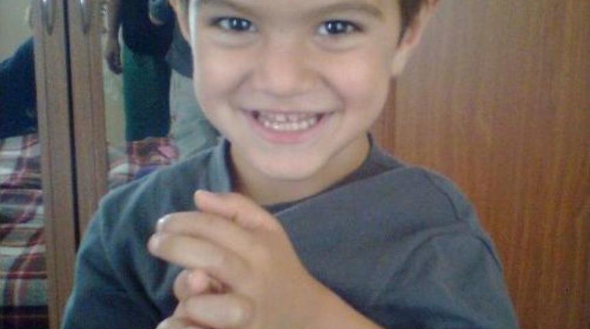 5 Yaşındaki Umut'un Organları 4 Kişiyi Hayata Bağladı