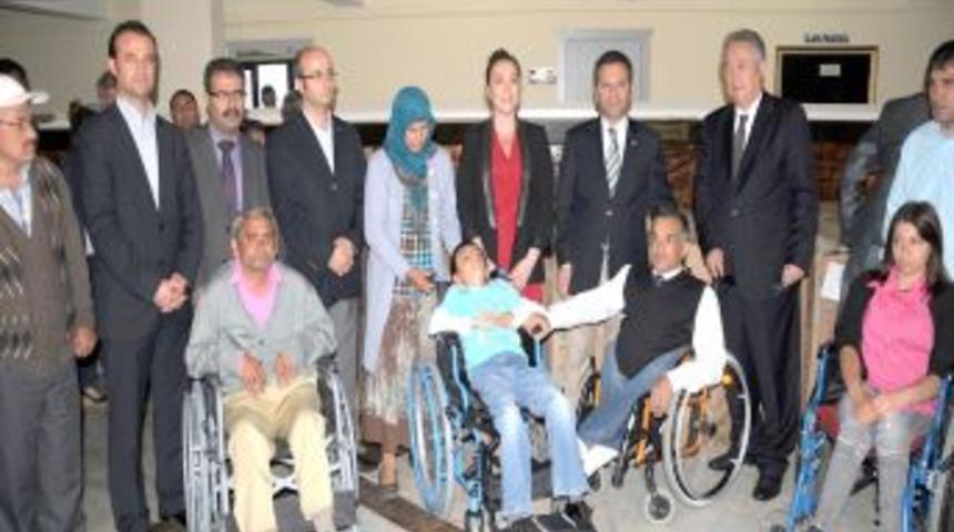 Samsun'da 60 Engelli Tekerlekli Sandalye Sahibi Oldu