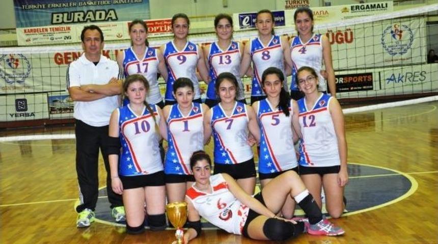 Başkan Asım S&uuml;rer, Final Oynayacaklarından Emin