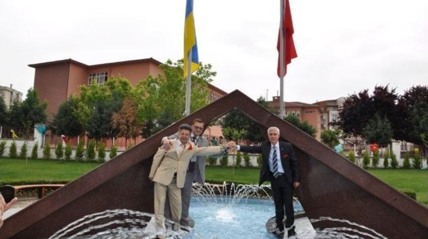 Nil&uuml;fer&rsquo;e Kardeşlik Parkı