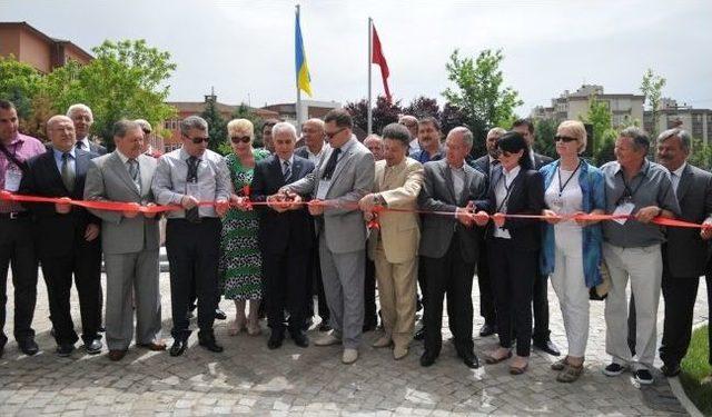 Nil&uuml;fer&rsquo;e Kardeşlik Parkı 3