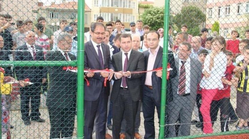 &Ccedil;an&rsquo;da Halı Saha A&ccedil;ılışı