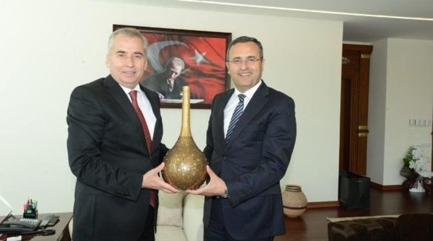 Başkan Zolan&rsquo;dan Vali Demir&rsquo;e Ziyaret