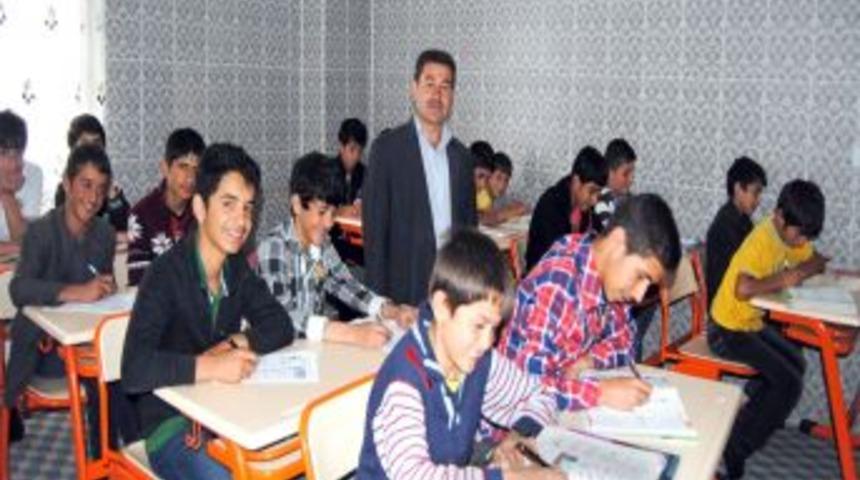 Y&uuml;ksekova'nın Geleceği Gen&ccedil;ler Teminat Altında