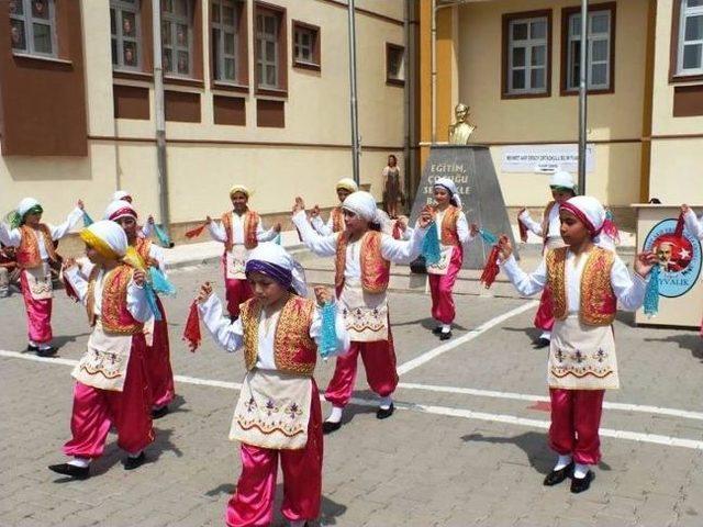 Ayvalık’taki Bilim Fuarı’na Yoğun İlgi