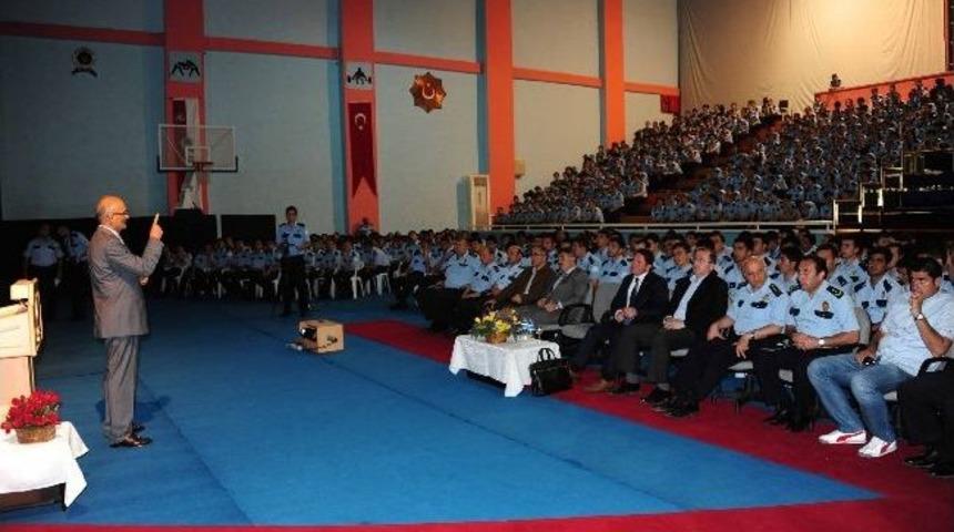 Başkan Yılmaz, Polis Okulu &Ouml;ğrencilerine Deneyimlerini Anlattı