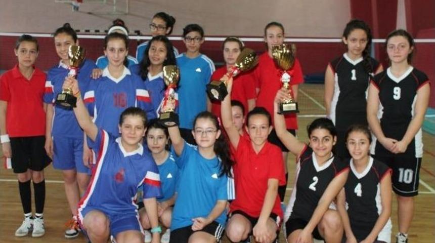 Badminton&rsquo;da S&ouml;z Sahibi Oldular