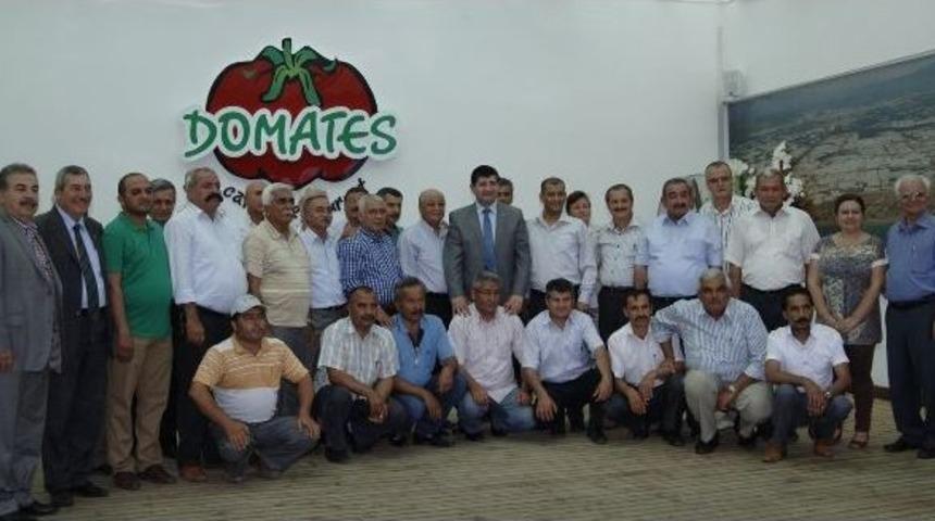 İgm Başkanı Arı, Kumluca&rsquo;da Muhtarlarla Bir Araya Geldi.