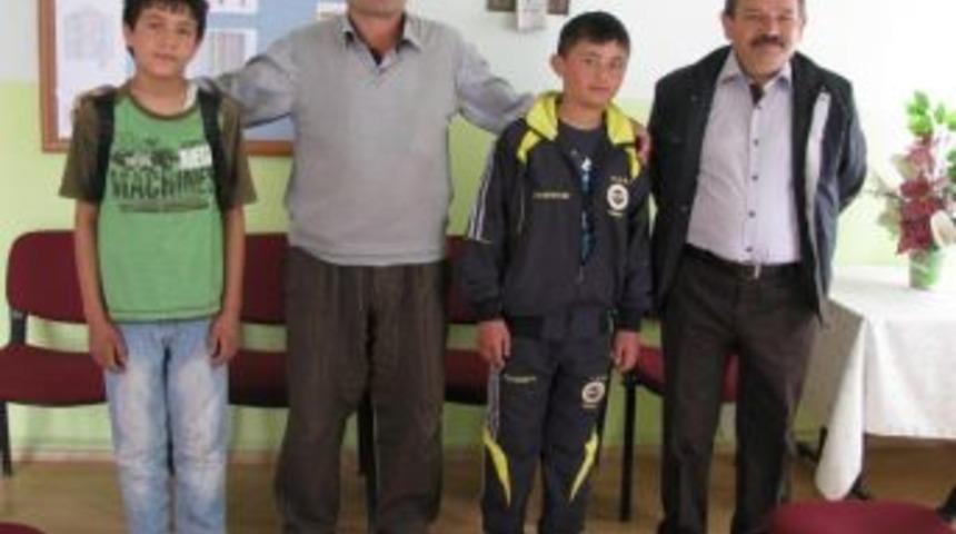 &Ouml;ğrencilerden &Ouml;rnek Davranış