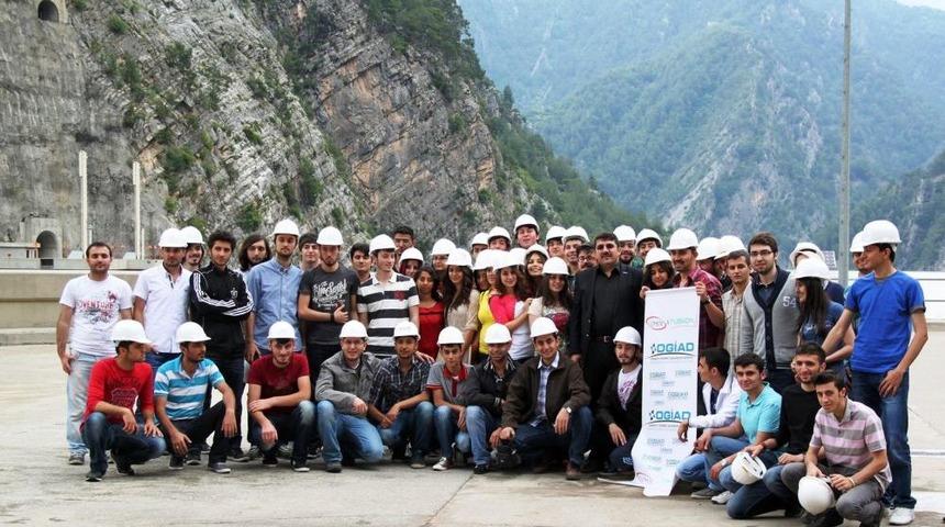 M&uuml;hendis Adayları Berke Barajı'nı Gezdi