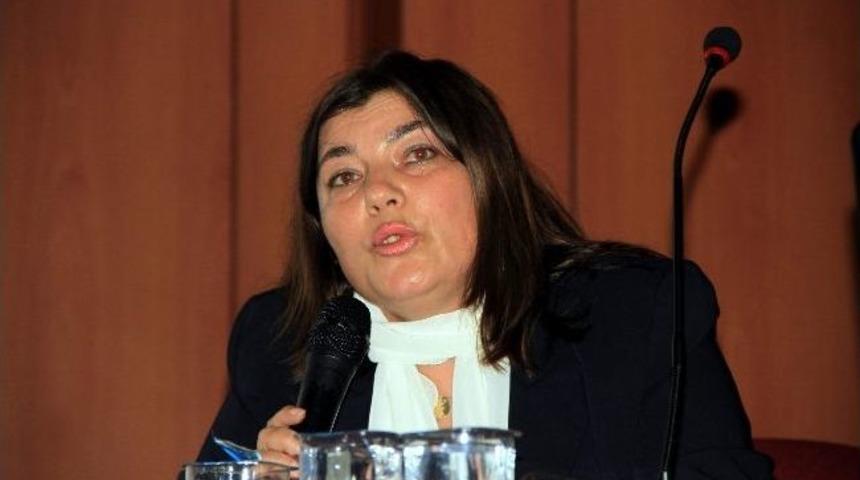 109 &Ouml;rnek İle Samsun Ahşap Camilerin Ser&uuml;veni