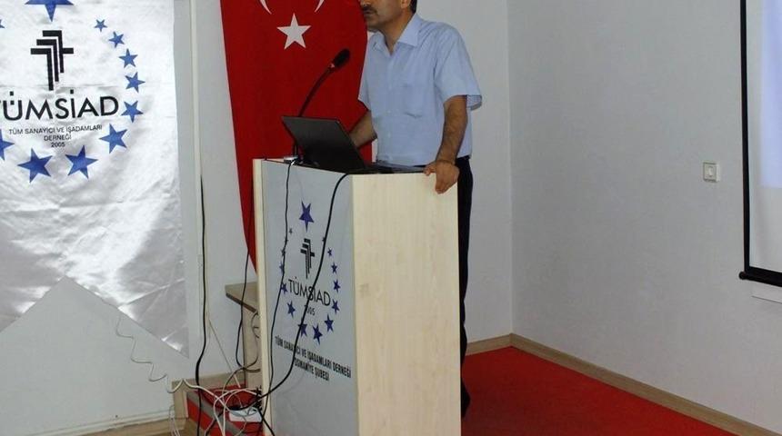 'İşletmelerde &Ccedil;ağdaş Y&ouml;netim '&ouml;nce Insan' Anlaşıyla Şekillenmeli'