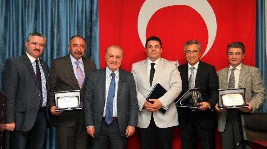 &lsquo;azerbaycan -t&uuml;rkiye Ortak M&uuml;zik K&uuml;lt&uuml;r&uuml; Ve Değerleri&rsquo;