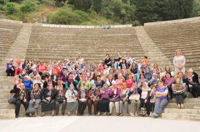 Alaşehirli Kadınlar Manisa&rsquo;yı Gezdi 2