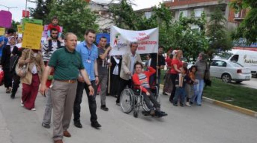 Engeller Hayatın Ritmini Yakalamaya Engel Olamaz