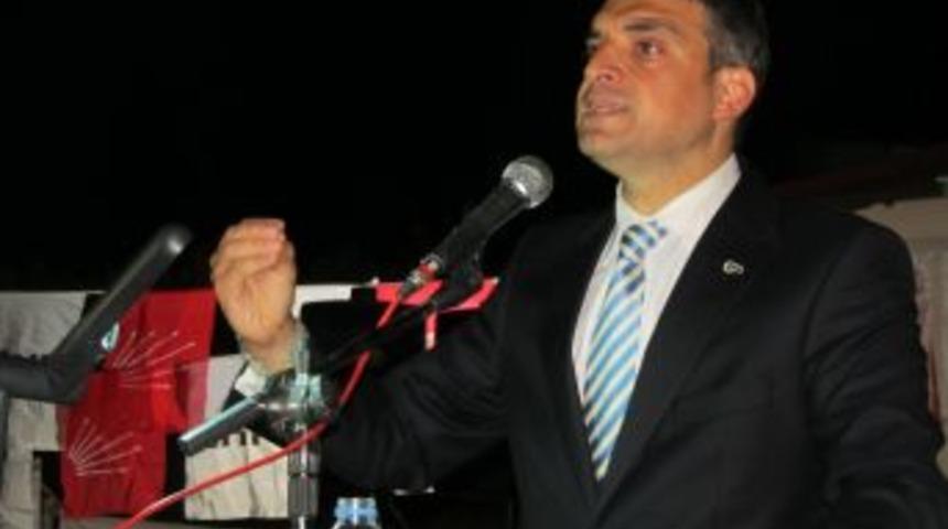 Oran: Obama&rsquo;nın Yanında Kal, Obama&rsquo;nın Uşaklığına Devam Et