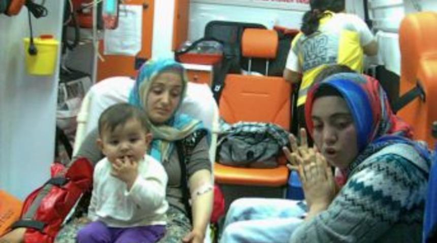 Cip Ile Otomobil &Ccedil;arpıştı: 6 Yaralı