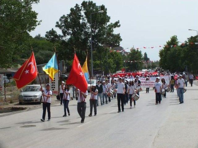 İpsala’da Gençlik Yürüyüşü Yapıldı