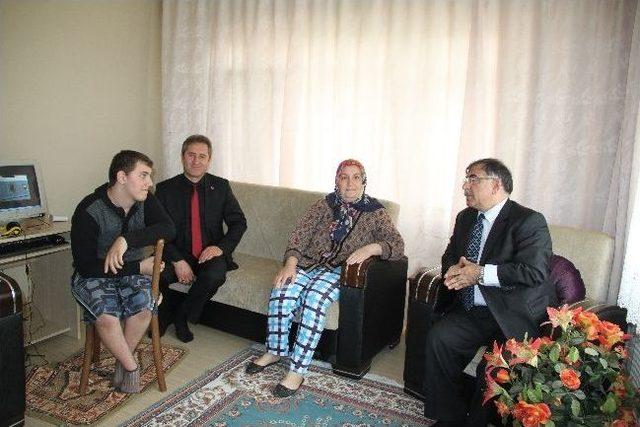 Vali Yılmaz Kaynaşlı&rsquo;da İncelemelerde Bulundu 2