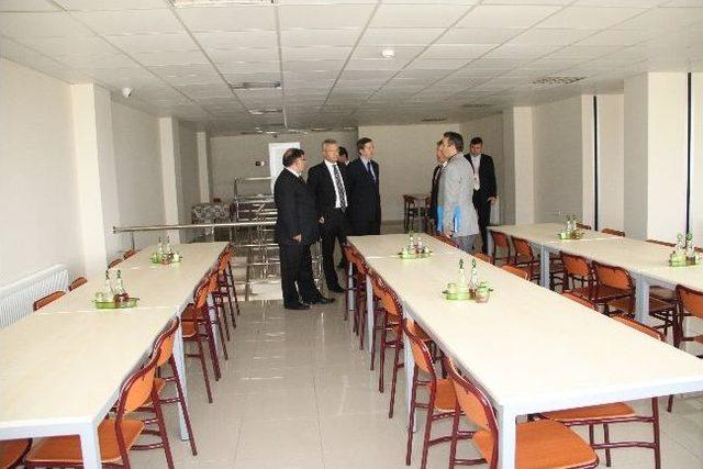 Vali Yılmaz Kaynaşlı&rsquo;da İncelemelerde Bulundu 3