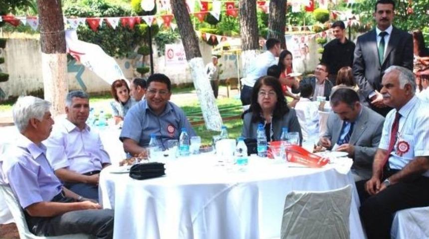 İşkur İş Arayanlarla İşverenleri Buluşturdu