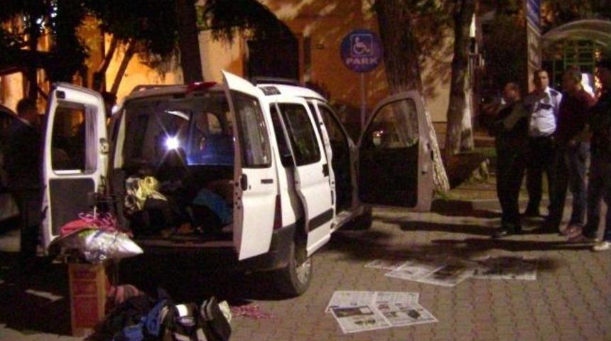 Polisler Gece Karanlığında Fenerle Bizans Altını Aradı