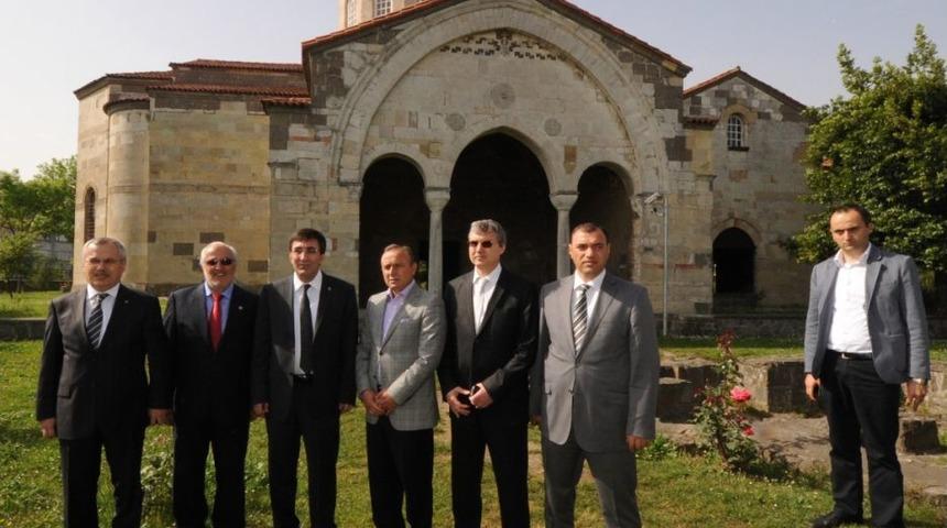 Bakan Yılmaz: Doğu Karadeniz Alternatif Turizme Uygun