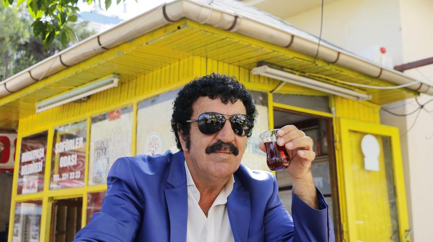 Taksicinin M&uuml;sl&uuml;m G&uuml;rses'e benzerliği m&uuml;şterisini artırıyor