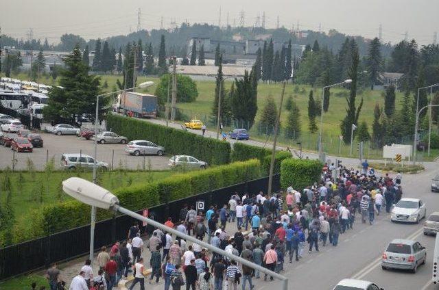 İş&ccedil;ilerden Alkışlı Eylem 1