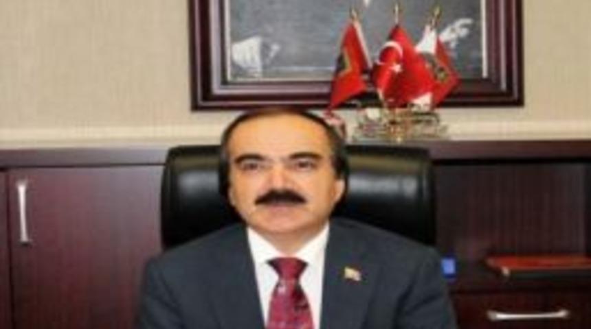 Vali Coş&rsquo;tan 19 Mayıs Mesajıc