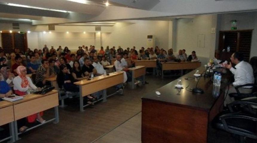 İlkadım'dan Kpss Adaylarına Sınav Stratejisi Ve Son Değişiklikler Semineri