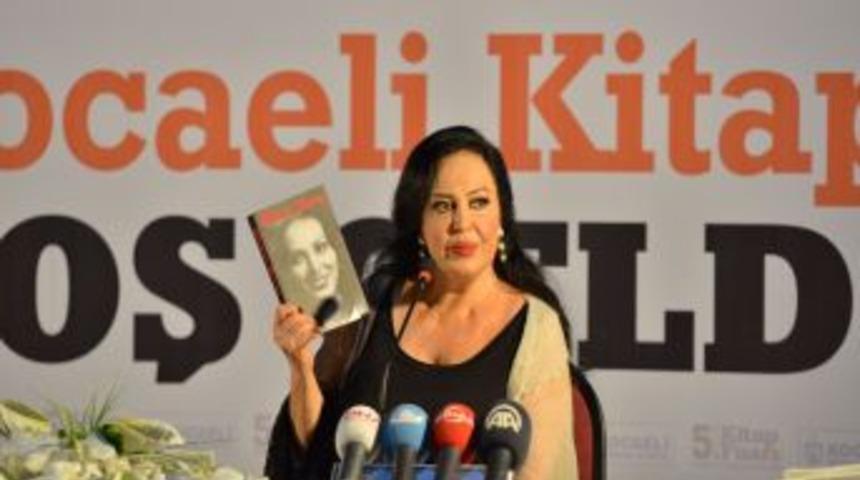 T&uuml;rkan Şoray'dan Alb&uuml;m M&uuml;jdesi Geldi