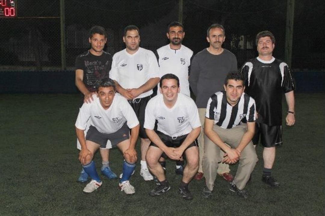 Nazilli Basını Halı Sahada Fark Attı