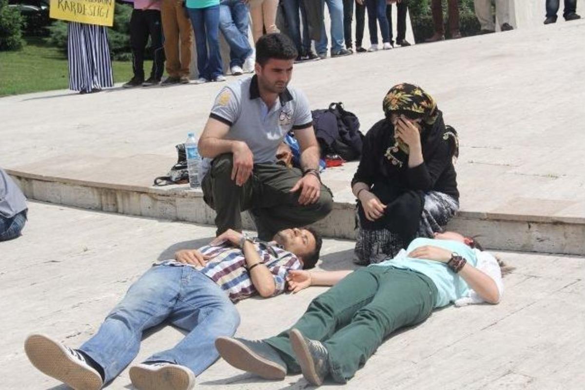 Kdz. Ereğli&rsquo;de &Uuml;niversitelilerden Reyhanlı Tepkisi