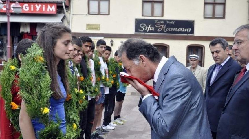 Batı Cephesi Akşehir&rsquo;den Konya&rsquo;ya Bayrak