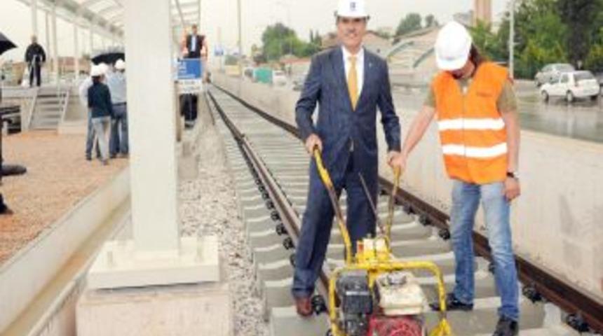 Bursa'da Raylar, Şehrin Doğusuna Da Ulaştı