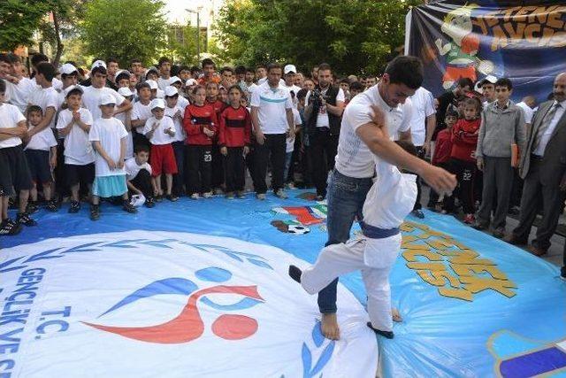 Siirt'te 'yetenek Avcısı' Projesi Gerçekleştirildi