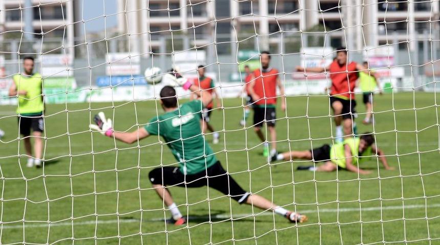 Bursaspor, Ankara&rsquo;ya Gitti
