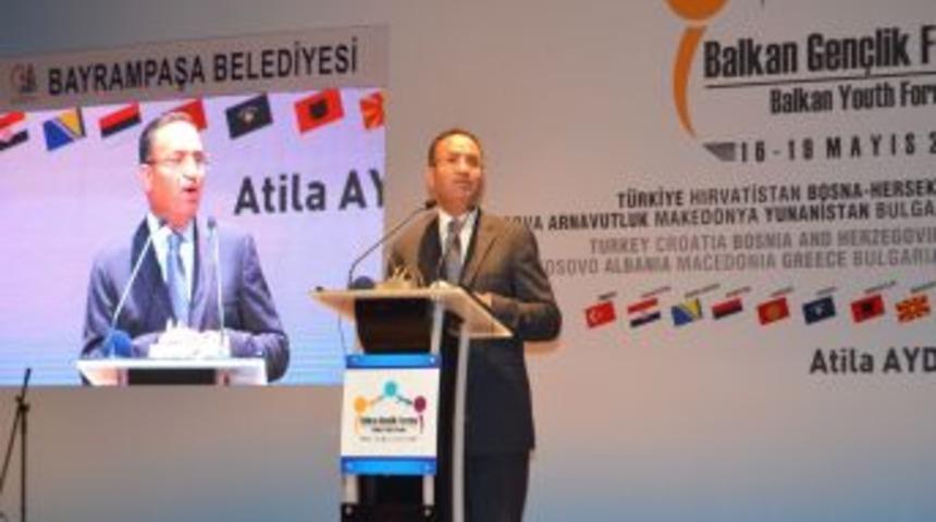 Bozdağ: Biz Esed&rsquo;i Meşrulaştırmak I&ccedil;in Br&uuml;ksel&rsquo;in Kapılarına Gitmedik