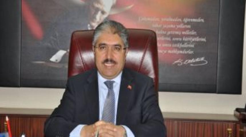 Vali &Ccedil;ınar: 19 Mayıs'ı Kutlamanın Onur Ve Mutluluğunu Yaşıyoruz