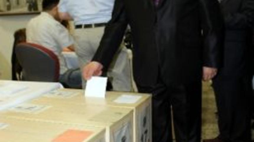 Kayso Başkanı Mustafa Boydak, G&uuml;ven Tazeledi