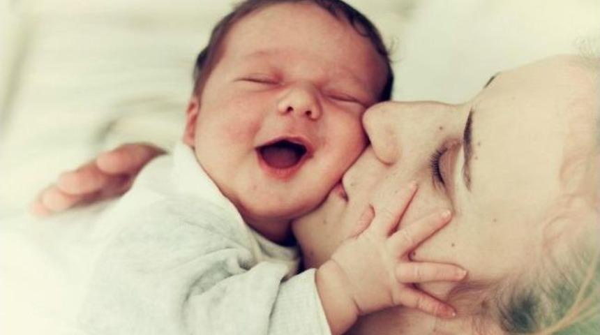 &Uuml;nye'de Karma Resim Sergisi