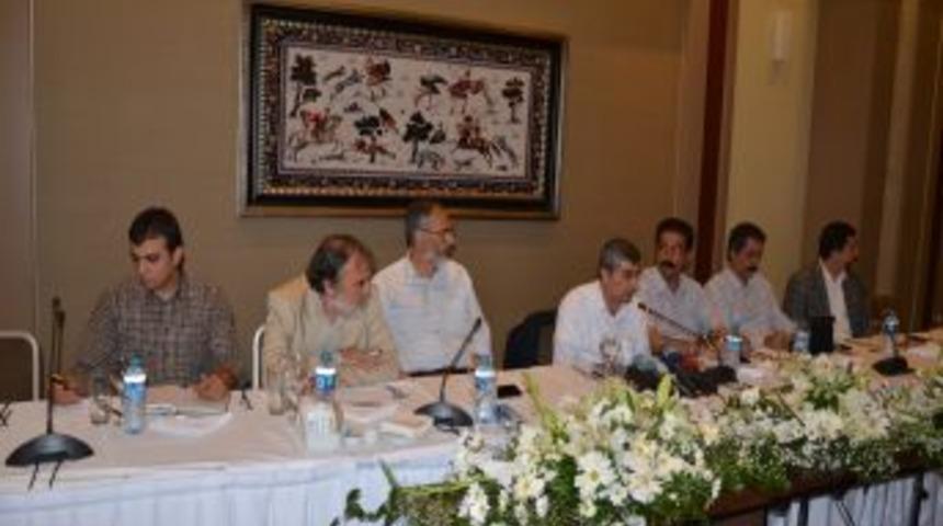 Akil İnsanlar Şanlıurfa&rsquo;da STK Temsilcilerini Dinledi