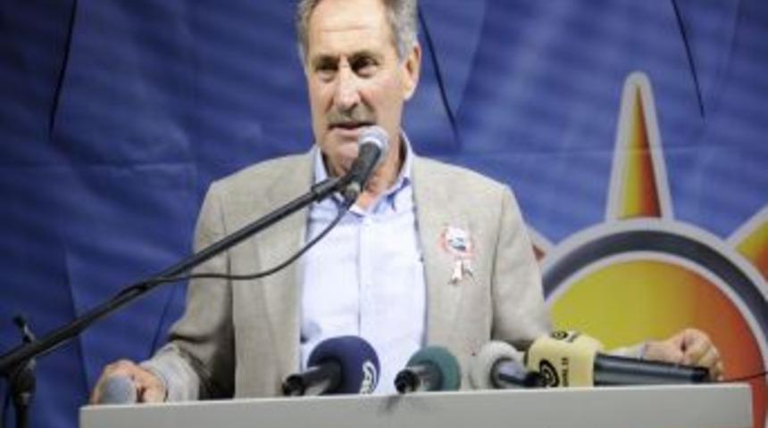 G&uuml;nay: T.C.&rsquo;nin Kaldırılmasına &Ccedil;alışanın Aklına Şaşarım