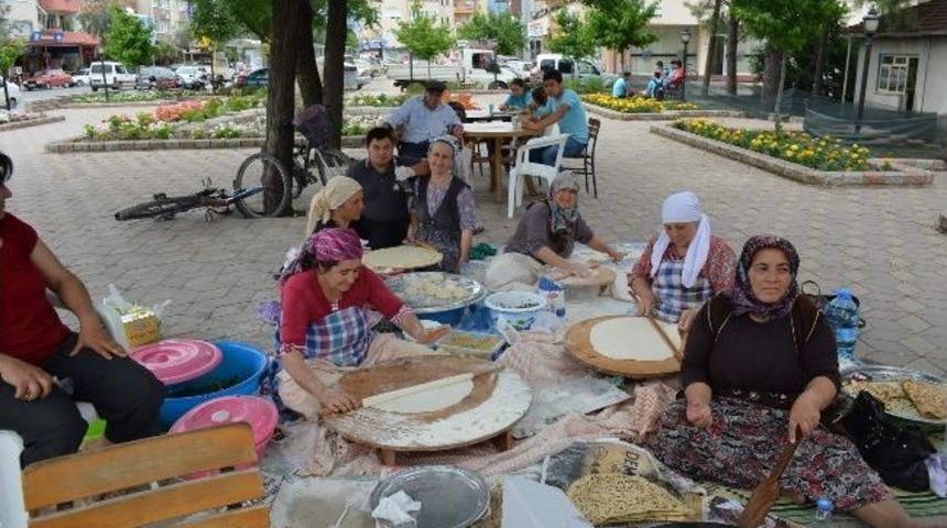 Engelli &Ouml;ğrencilerden Kermes