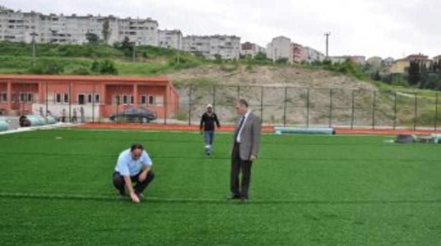 Sentetik &ccedil;im Kaplama Yapılıyor