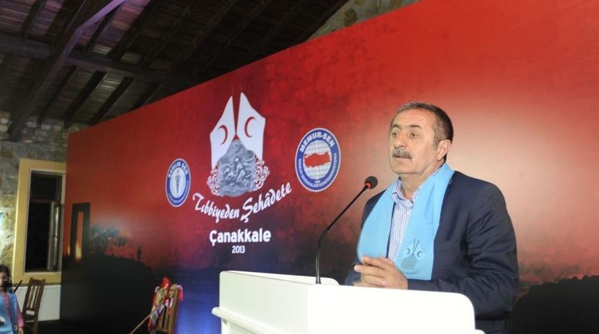 &Ccedil;anakkale Savaşları'nın Şehit Tıbbiyelileri Anıldı