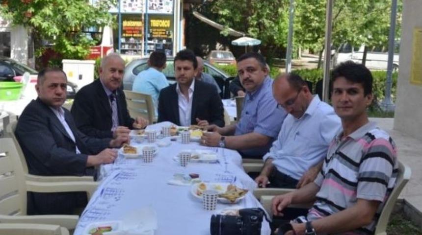 Kozcağız&rsquo;da &Ouml;ğrencilerin Kahvaltı Keyfi